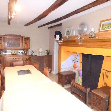 Les Tibles Bed and Breakfast Nanthiat Eksteriør billede