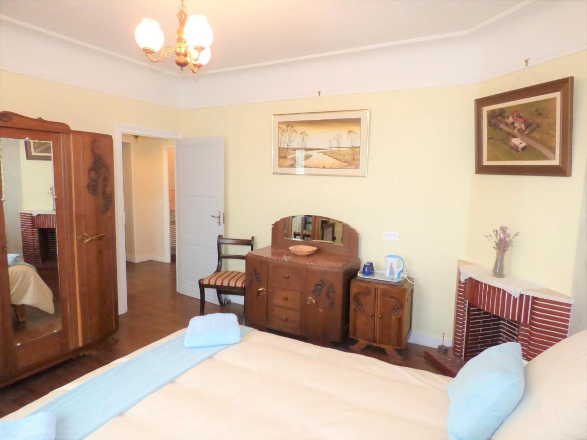 Les Tibles Bed and Breakfast Nanthiat Eksteriør billede
