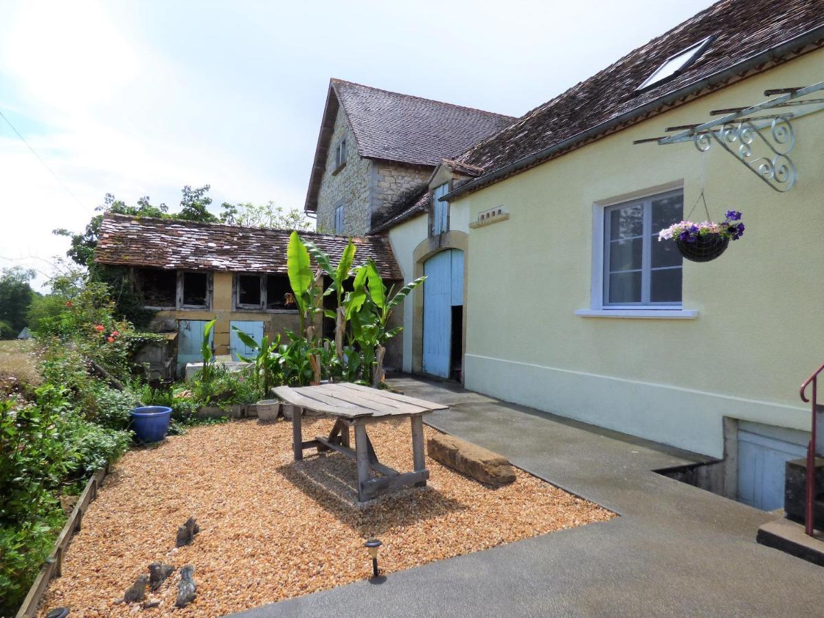 Les Tibles Bed and Breakfast Nanthiat Eksteriør billede