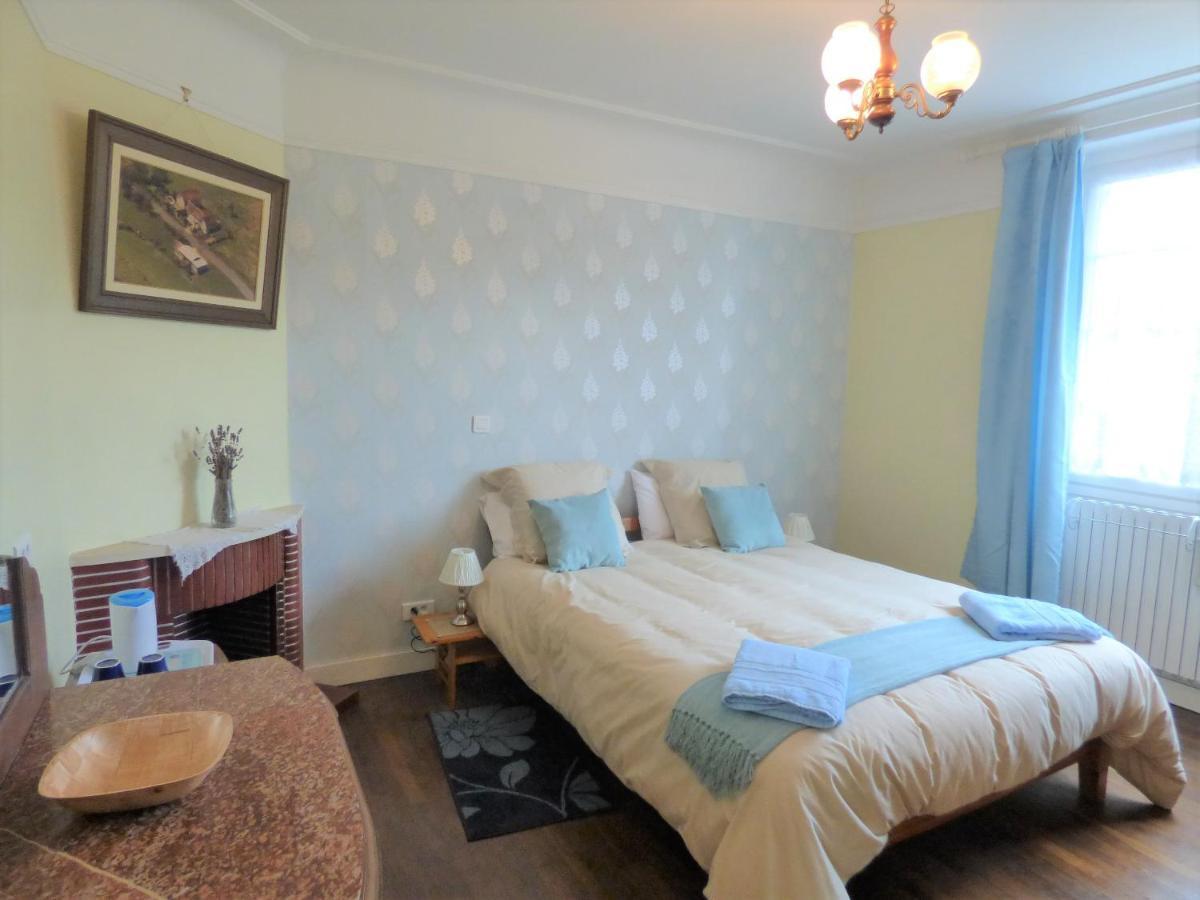 Les Tibles Bed and Breakfast Nanthiat Eksteriør billede